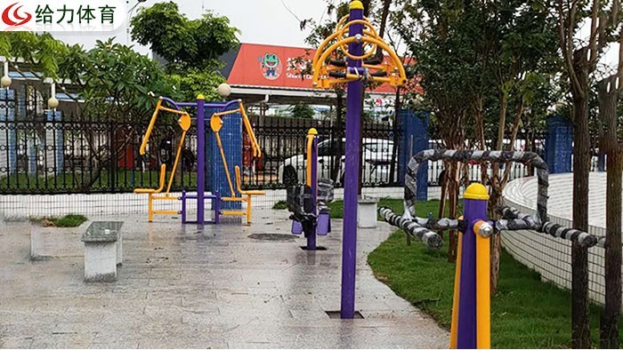 公園健身器材