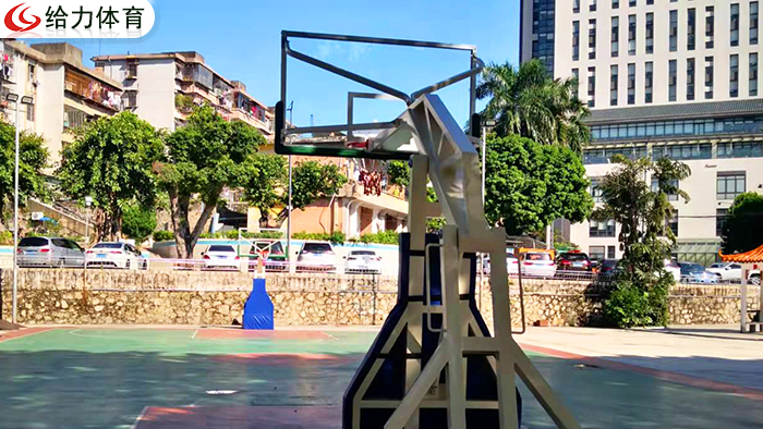 學校籃球架廠家哪家好