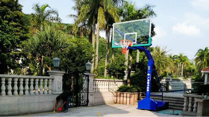 籃球架一個要多少錢