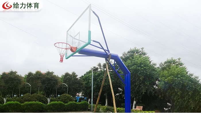 籃球架要多少錢